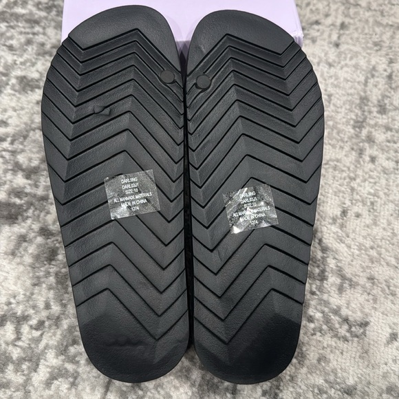 BRAND NEW - Madden Girl Darling Black Sandal - Size 10 - Picture 3 of 4